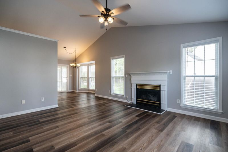 7504 Solumbra Ct, Raleigh, NC 27616