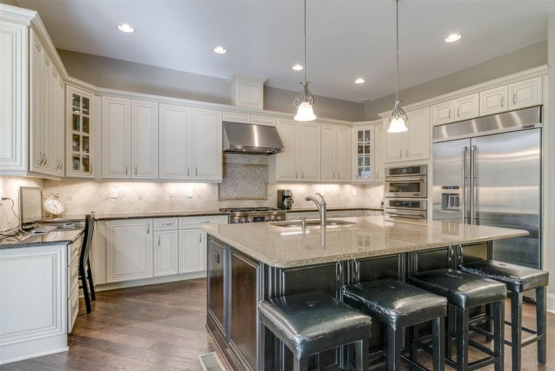 7505 Hemsworth Ct, Wake Forest, NC 27587