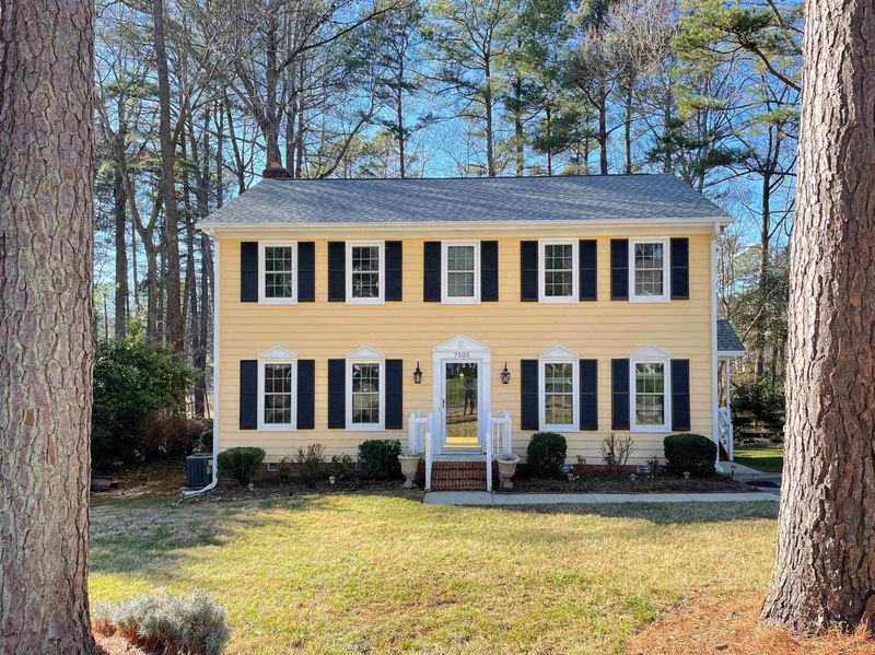 7505 Valley Run Dr, Raleigh, NC 27615