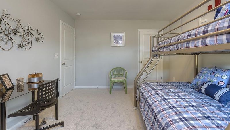 7507 Mapleshire Dr, Raleigh, NC 27616