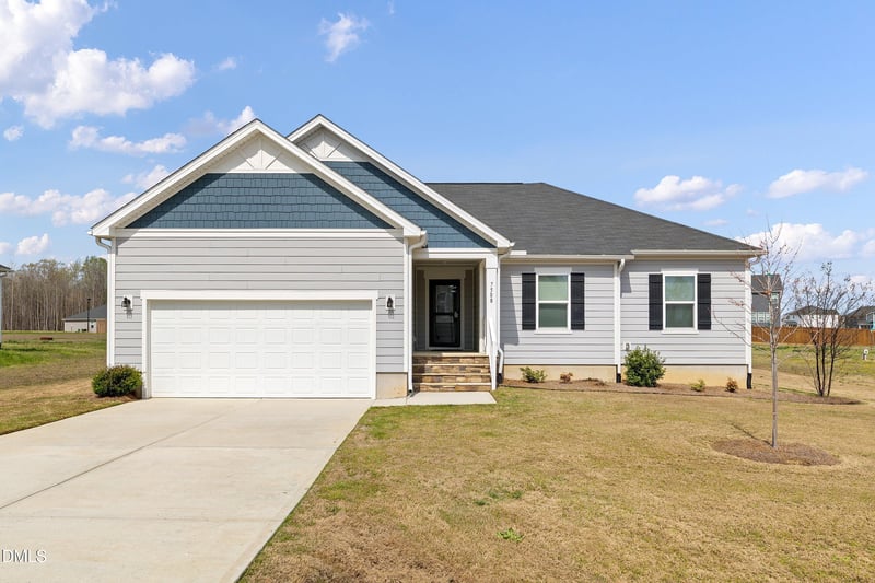 7508 Frasier Fir Pl, Willow Springs, NC 27592