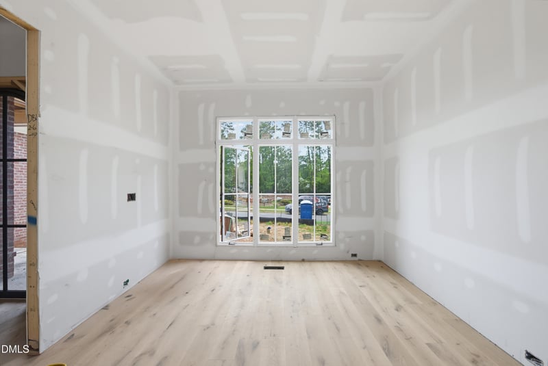 7508 Grist Mill Rd, Raleigh, NC 27615