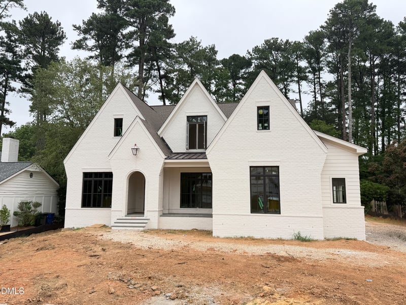 7508 Grist Mill Rd, Raleigh, NC 27615