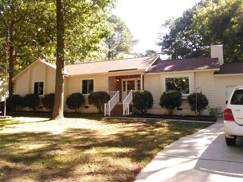 7508 Ray Rd, Raleigh, NC 27613