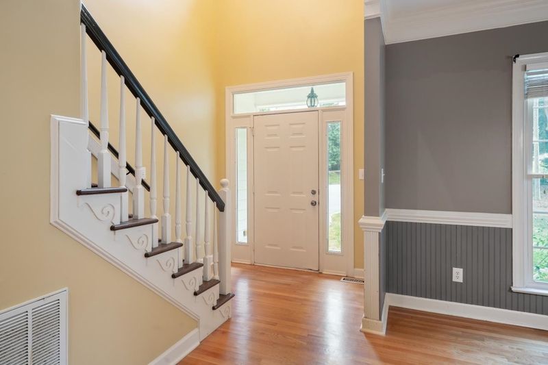 7509 Venture Ct, Raleigh, NC 27615