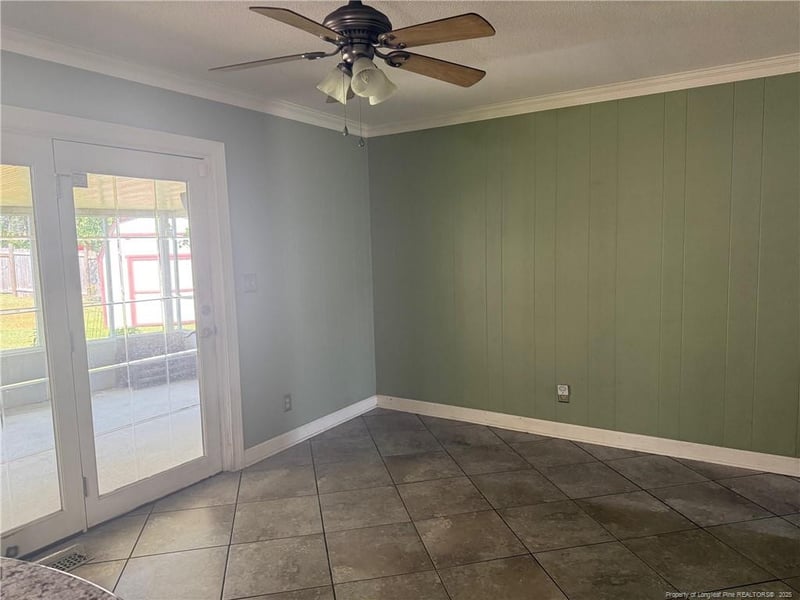 751 Galloway Dr, Fayetteville, NC 28303