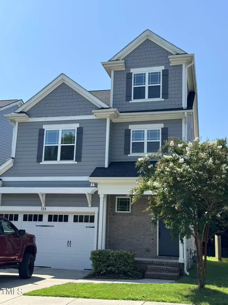 751 Goldenview Acres Ct, Apex, NC 27502