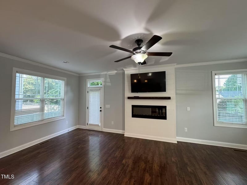 751 Goldenview Acres Ct, Apex, NC 27502