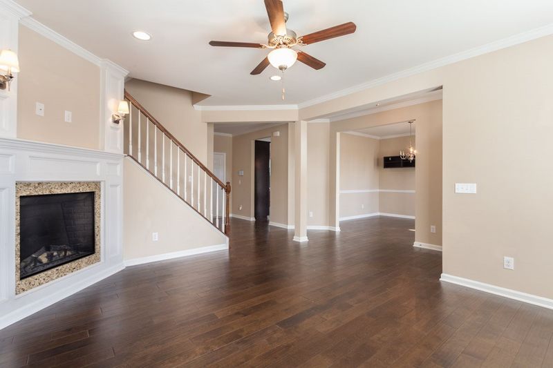 751 Keystone Park Dr, Morrisville, NC 27560