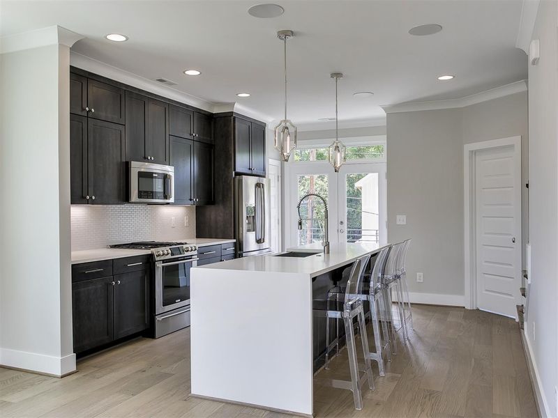 751 Peakland Pl, Raleigh, NC 27604