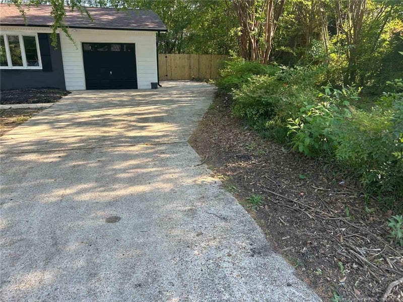 7513 Paxton Dr, Fayetteville, NC 28303