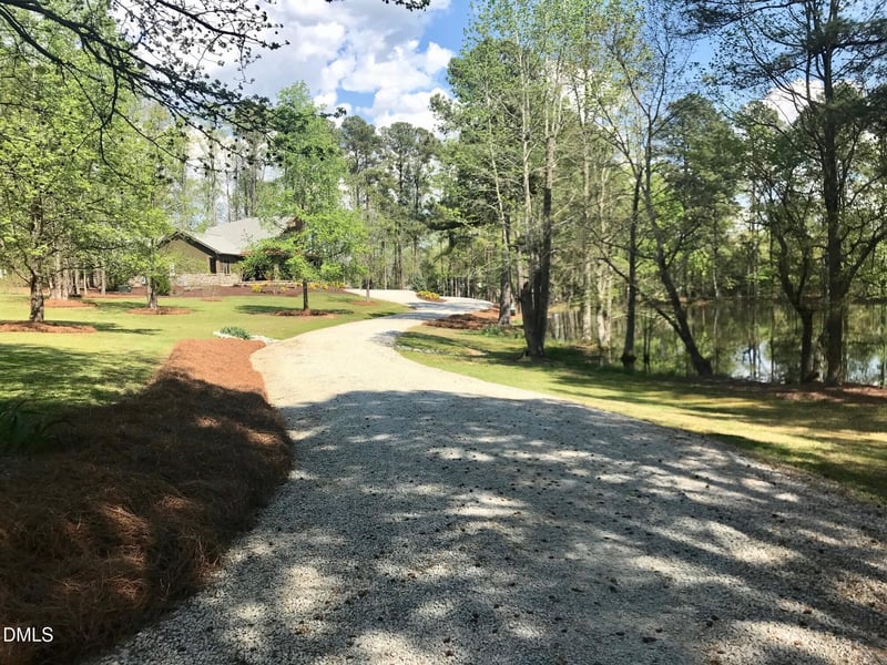 7516 Apex Barbecue Rd, Apex, NC 27502