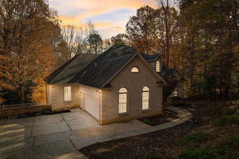 7516 Welcome Dr, Wake Forest, NC 27587