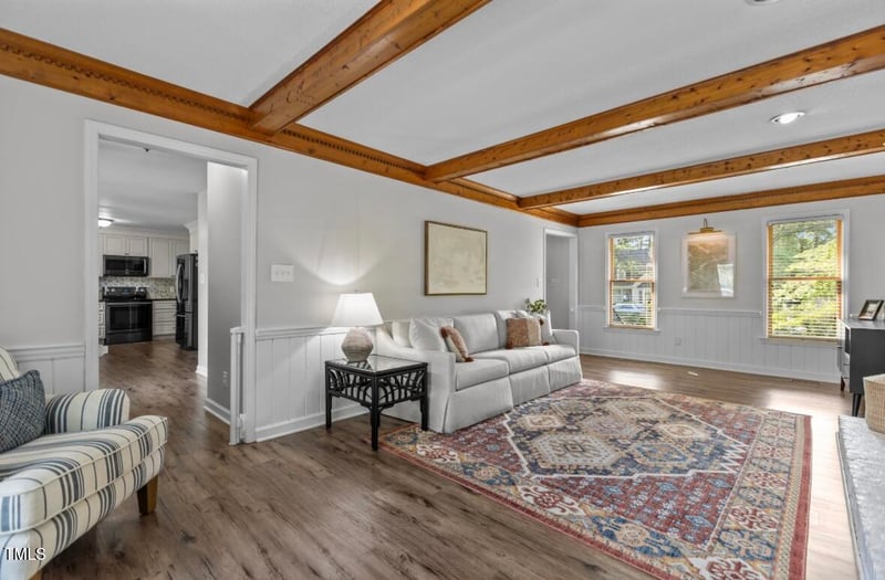 7517 Chippenham Ct, Raleigh, NC 27613
