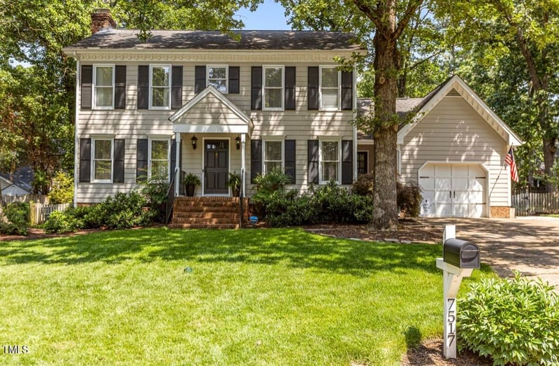 7517 Chippenham Ct, Raleigh, NC 27613