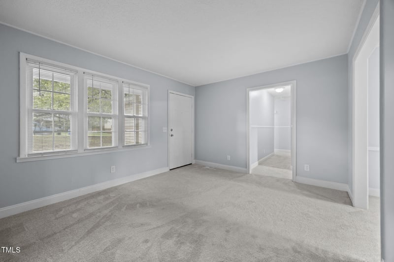 7517 Longstreet Dr, Raleigh, NC 27615