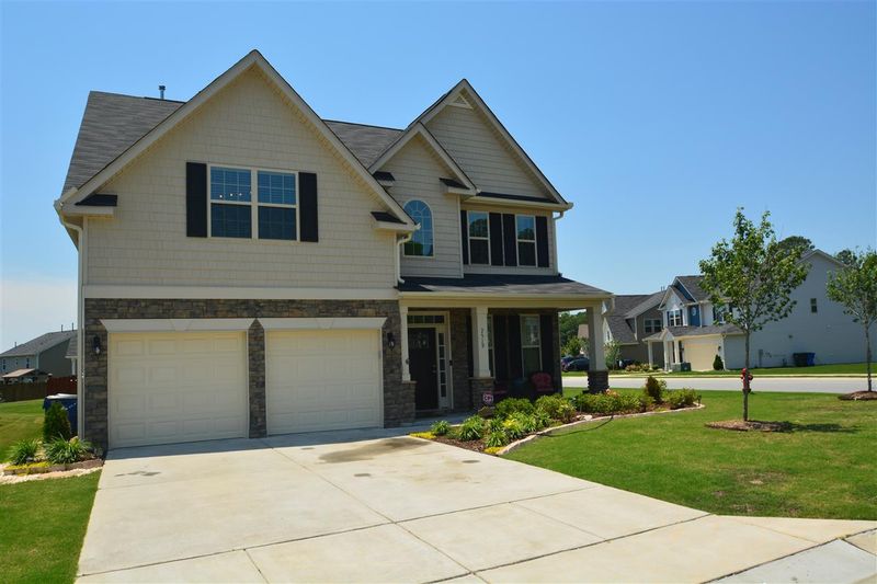 7519 Mapleshire Dr, Raleigh, NC 27616