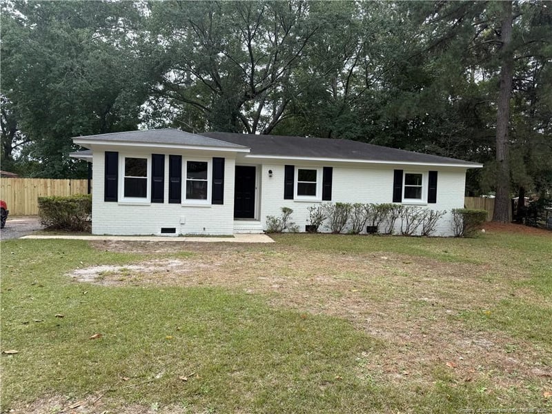 7519 Telfair Dr, Fayetteville, NC 28303