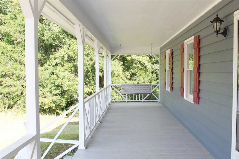 752 S 10th Ave, Burlington, NC 27217
