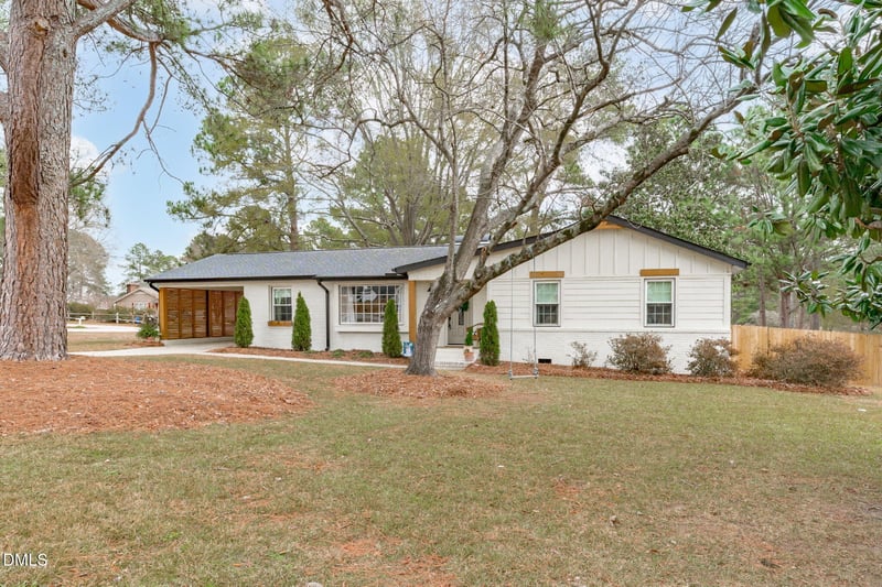 752 Willow St, Angier, NC 27501