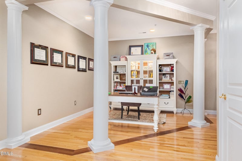 7520 Lead Mine Rd #202, Raleigh, NC 27615