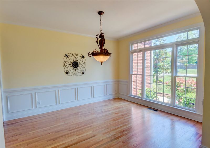 7520 Orchard Crest Ct, Apex, NC 27539