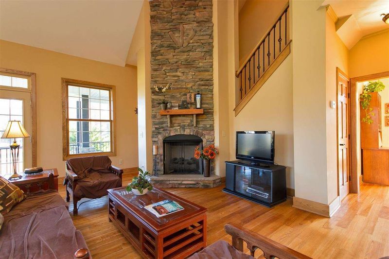 7523 Lost Dr, Graham, NC 27253