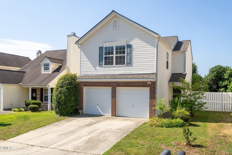 7524 Brighton Hill Ln, Raleigh, NC 27616
