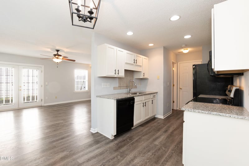 7524 Brighton Hill Ln, Raleigh, NC 27616