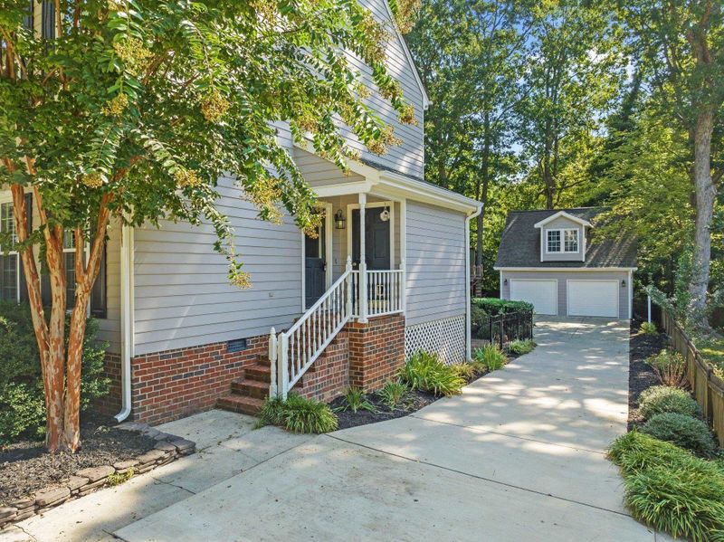 7524 Drayton Ct, Raleigh, NC 27615