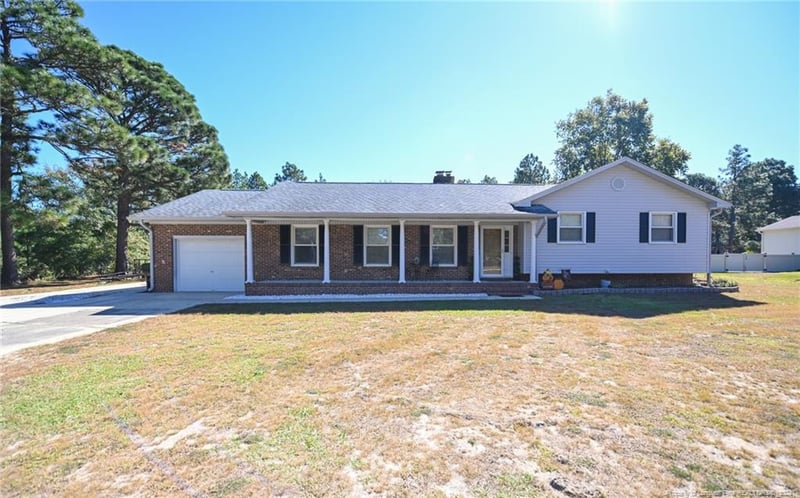 7526 Marie Dr, Fayetteville, NC 28311