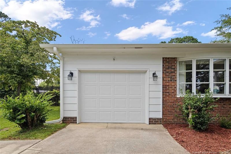 7526 Overbrook Dr, Fayetteville, NC 28303