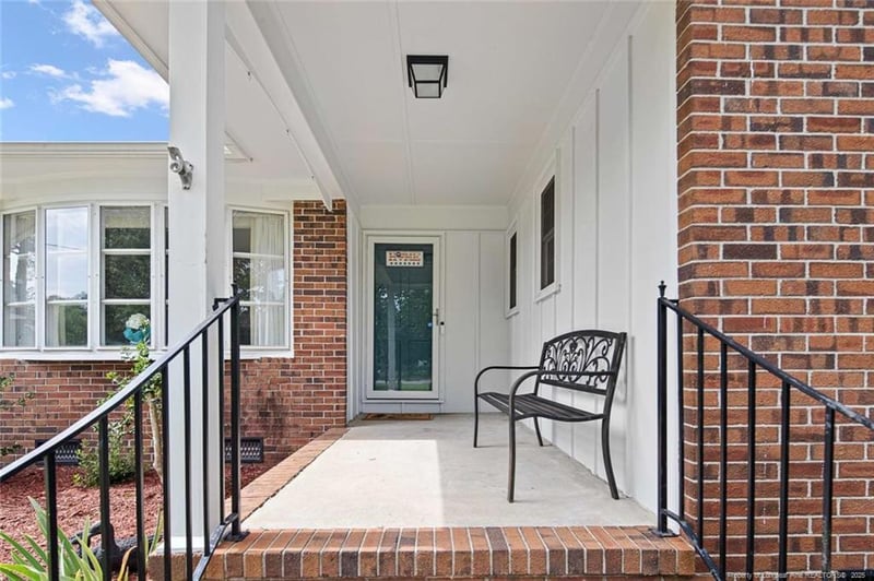 7526 Overbrook Dr, Fayetteville, NC 28303