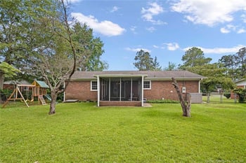 7526 Overbrook Dr, Fayetteville, NC 28303