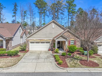 7528 Courtyard Pl, Cary, NC 27519