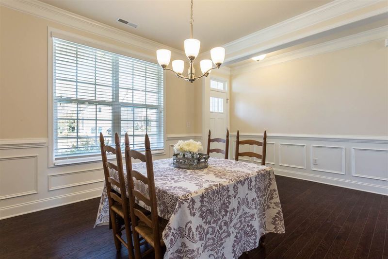 7528 Oakberry Dr, Raleigh, NC 27616