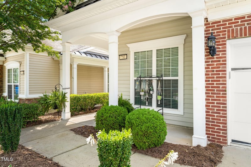 753 Finnbar Dr, Cary, NC 27519
