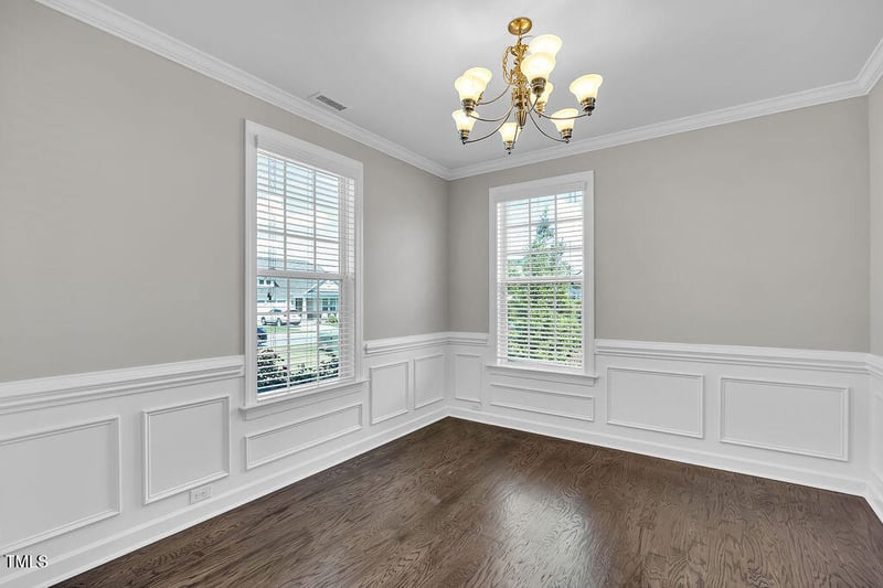 753 Kerr Lake Dr, Fuquay Varina, NC 27526