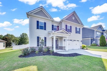 753 Kerr Lake Dr, Fuquay Varina, NC 27526