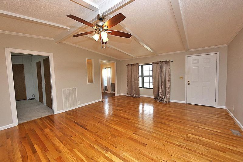 753 Lipscomb Rd, Angier, NC 27501