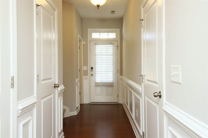 753 Silver Stream Ln, Cary, NC 27519