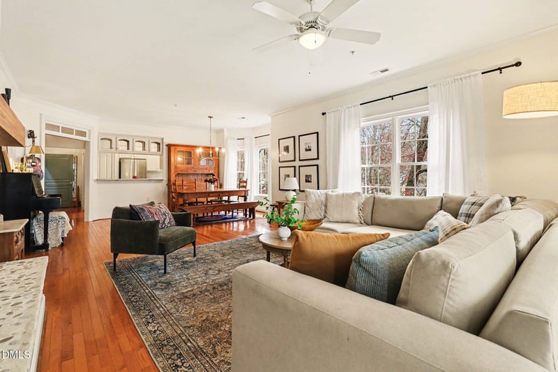 7530 Lead Mine Rd #202, Raleigh, NC 27615