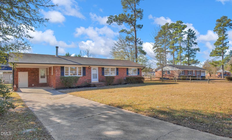 7533 Cliffbourne , Fayetteville, NC 28303