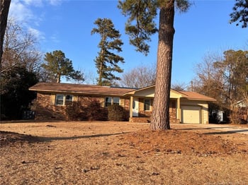 7534 Cliffbourne Dr, Fayetteville, NC 28303