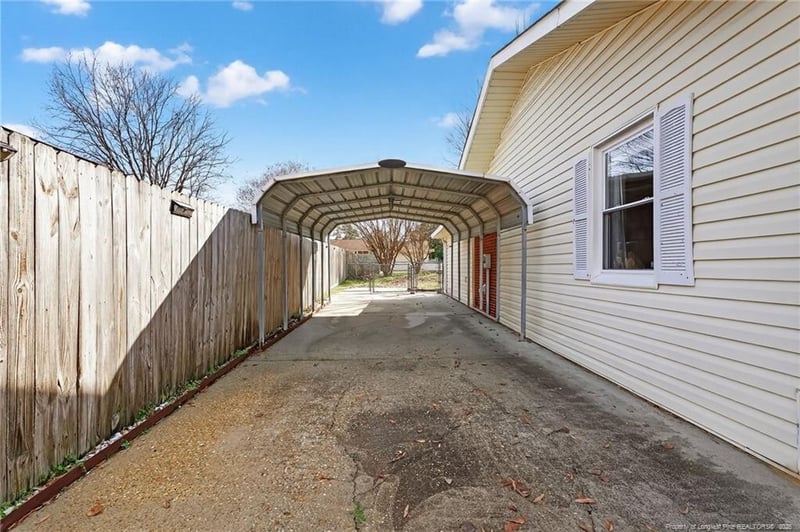 7535 Bethesda Ct, Fayetteville, NC 28303