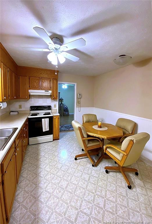 7535 Bethesda Ct, Fayetteville, NC 28303