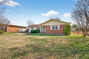 7535 Bethesda Ct, Fayetteville, NC 28303