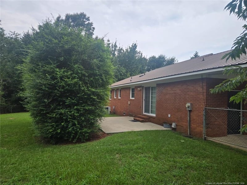 7535 Hargrove Ct, Fayetteville, NC 28303