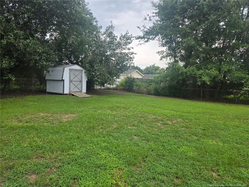 7535 Hargrove Ct, Fayetteville, NC 28303