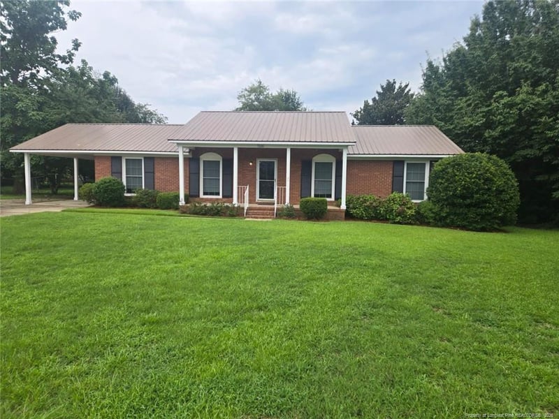 7535 Hargrove Ct, Fayetteville, NC 28303